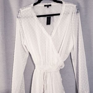 RW and CO long sleeve blouse